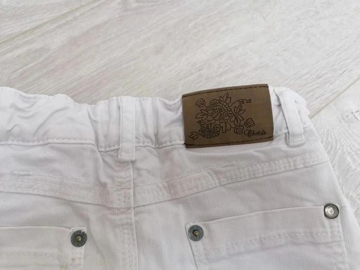 Lot de deux jupes Taille 4 ans - photo numéro 10