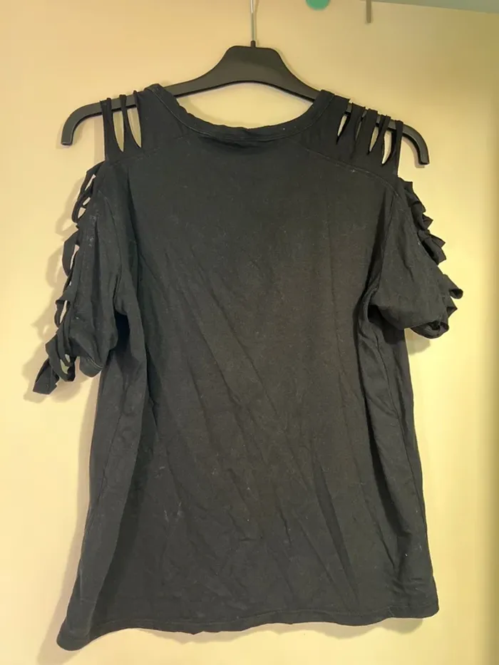 Teeshirt noir - photo numéro 4