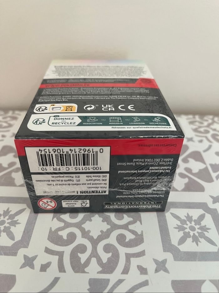 Bundle Pokémon 8.5 Évolutions Prismatiques - photo numéro 6