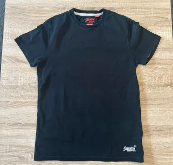 T-shirt noir Superdry