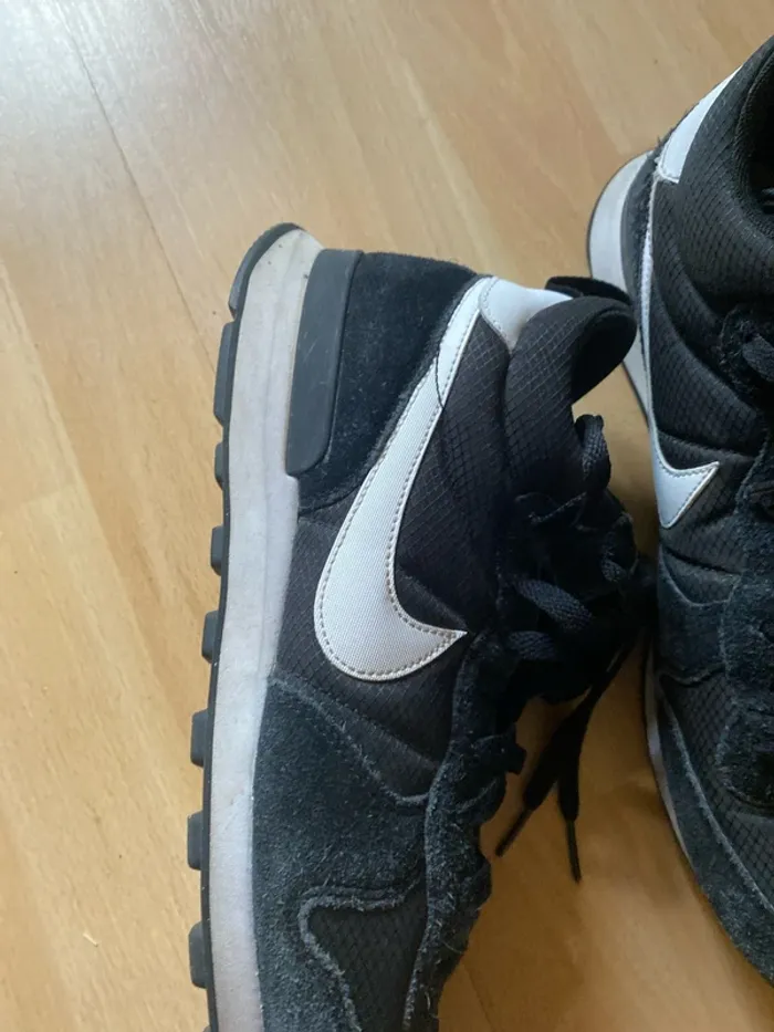 Chaussures Baskets Nike pointure 46 - photo numéro 2