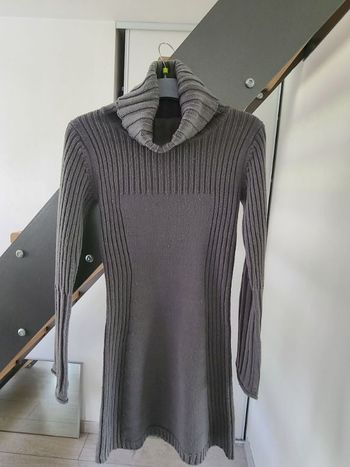 Robe pull col roulé
