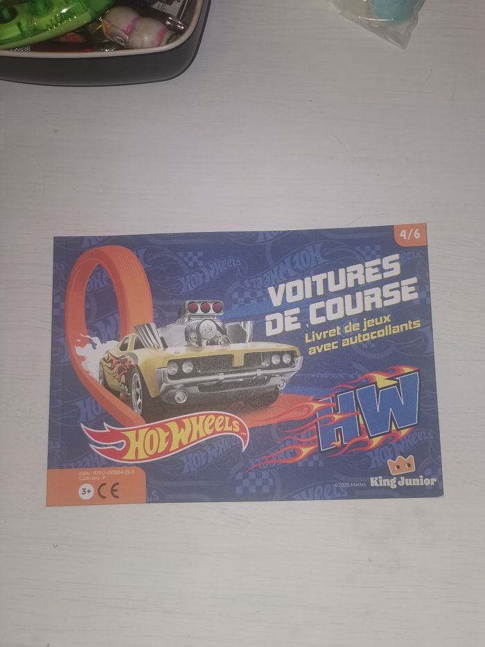 Livret hot wheels et barbie - photo numéro 1