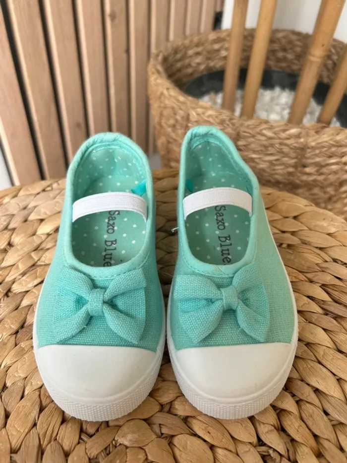 Ballerines en toile bleue taille 24