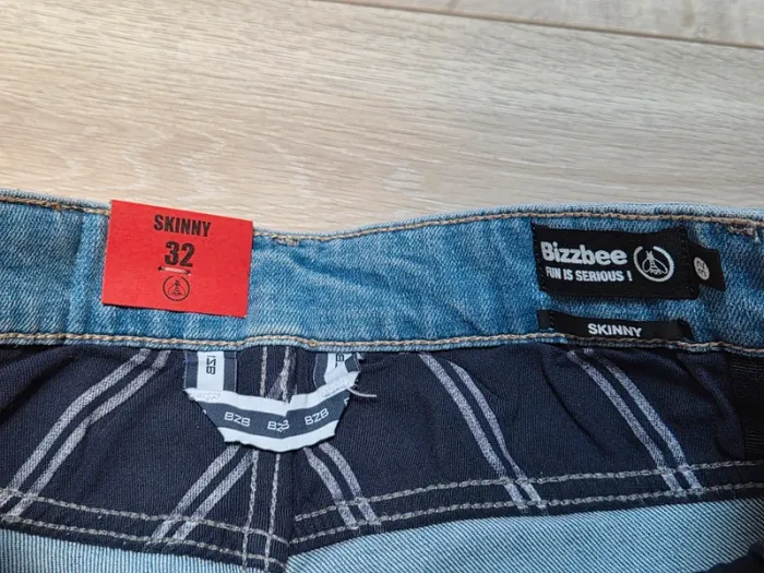 Jean skinny T.32 BZB homme neuf - photo numéro 4
