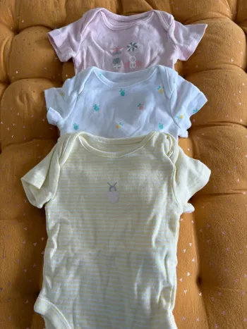 Lot 3 bodies obaidi 1 mois