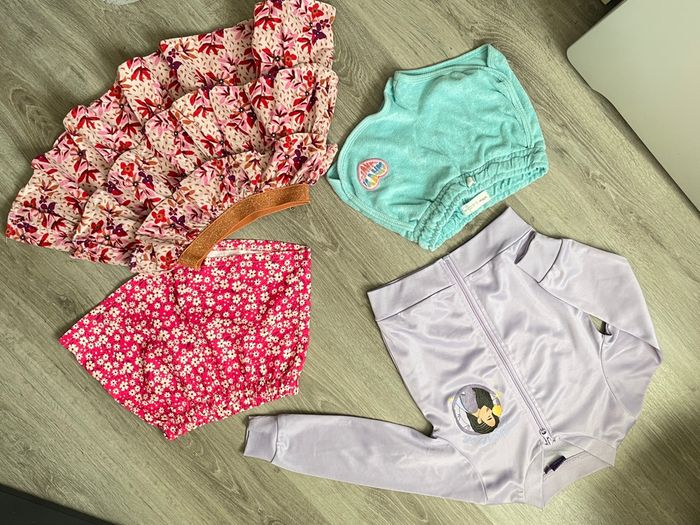 Lot de vêtements fille 6 ans - photo numéro 6
