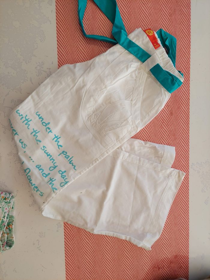 Pantalon neuf 8ans - photo numéro 2