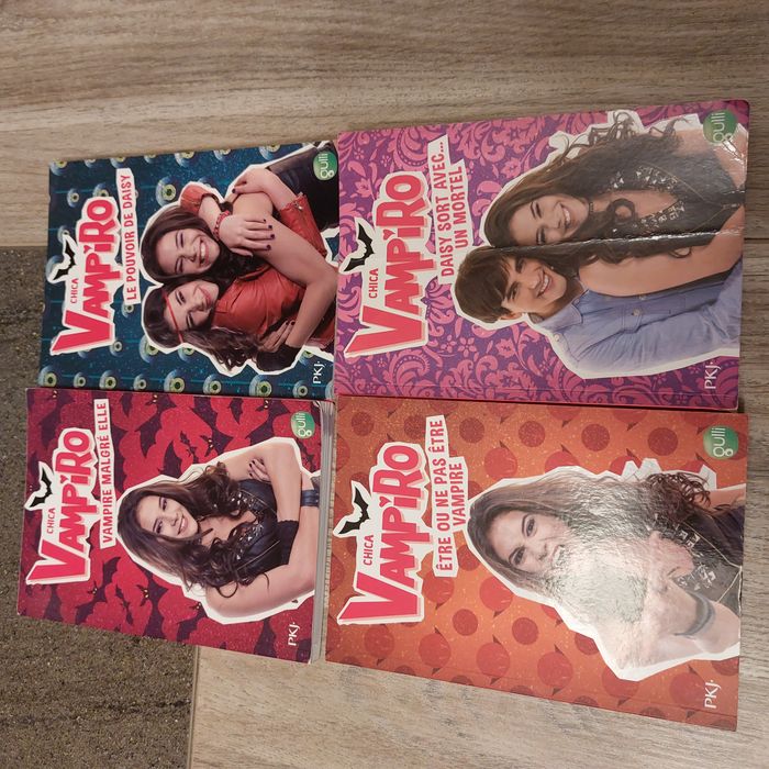 Livres Chica Vampiro- N° 1-2-3-6 - photo numéro 1