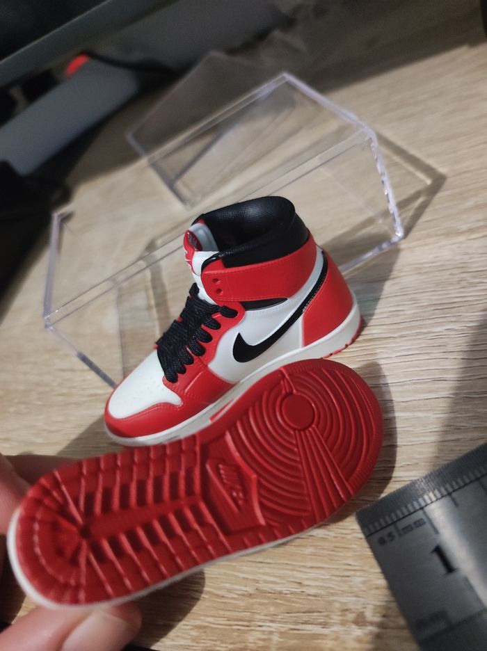 Basket Jordan one collector - photo numéro 2
