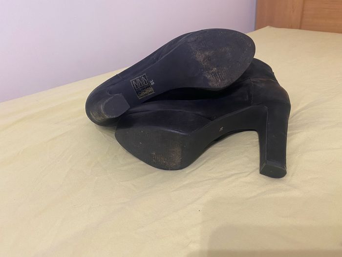 Bottines à talons compensés pointure 38