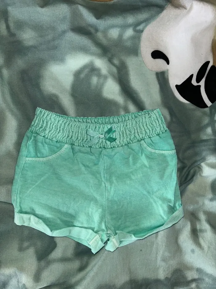 Short vert d’eau