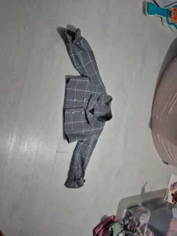 Petite veste à carreaux 18M