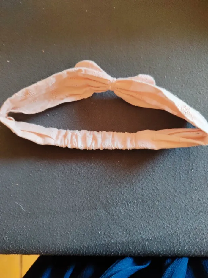 Bandeau avec nœud rose pale 2ans - photo numéro 2