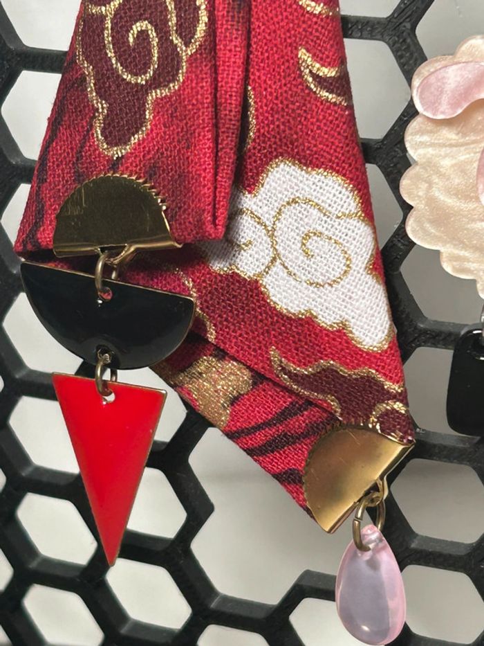 Boucles d’oreilles dépareillées - Mouton Pop et kimono - photo numéro 4