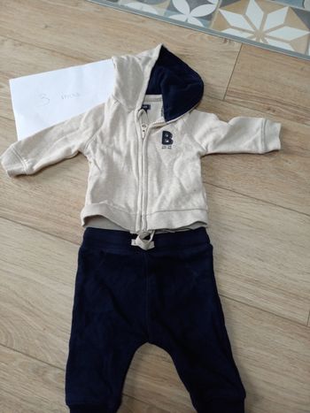 Ensemble gilet + pantalon 3 mois 