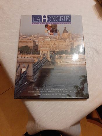 Livre la Hongrie regards sur l'Europe