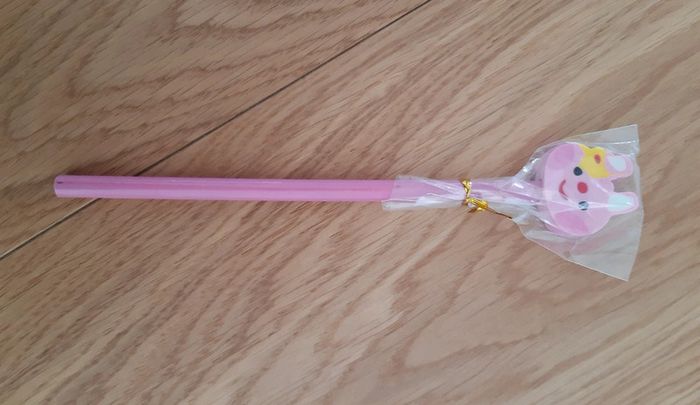 Crayon de bois avec gomme lapin - photo numéro 2