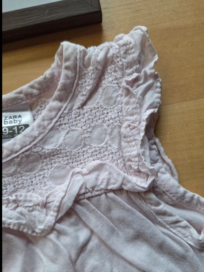 T-shirt manches courtes pour fille taille 12mois marque zara baby très bon état - photo numéro 3