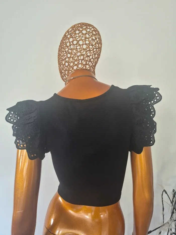 Top Court Noir manches courtes Femme Taille S/M - photo numéro 2