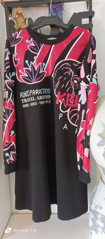 Robe légèrement évasée 