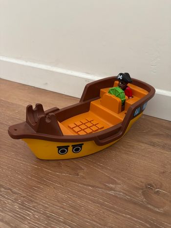 Bateau pirate playmobil