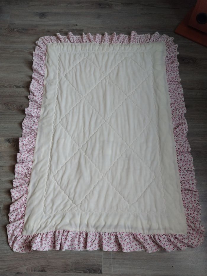 Couvre lit matelassée bébé Vintage années 70 - photo numéro 2