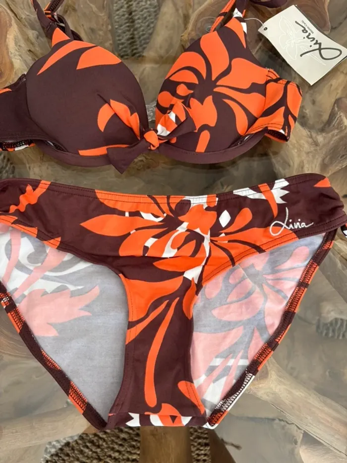 Maillot de bain 2 pièces Livia fleurs - photo numéro 2