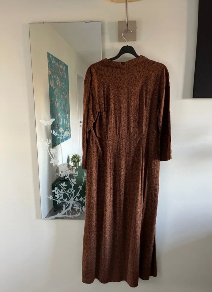 Robe femme - photo numéro 2