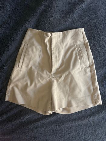 Short Stradivarius 