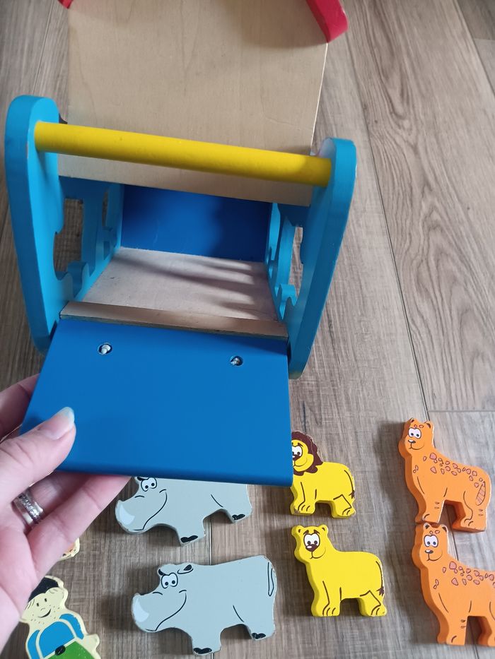 Arche de Noé en bois - jeu d'encastrement - photo numéro 6