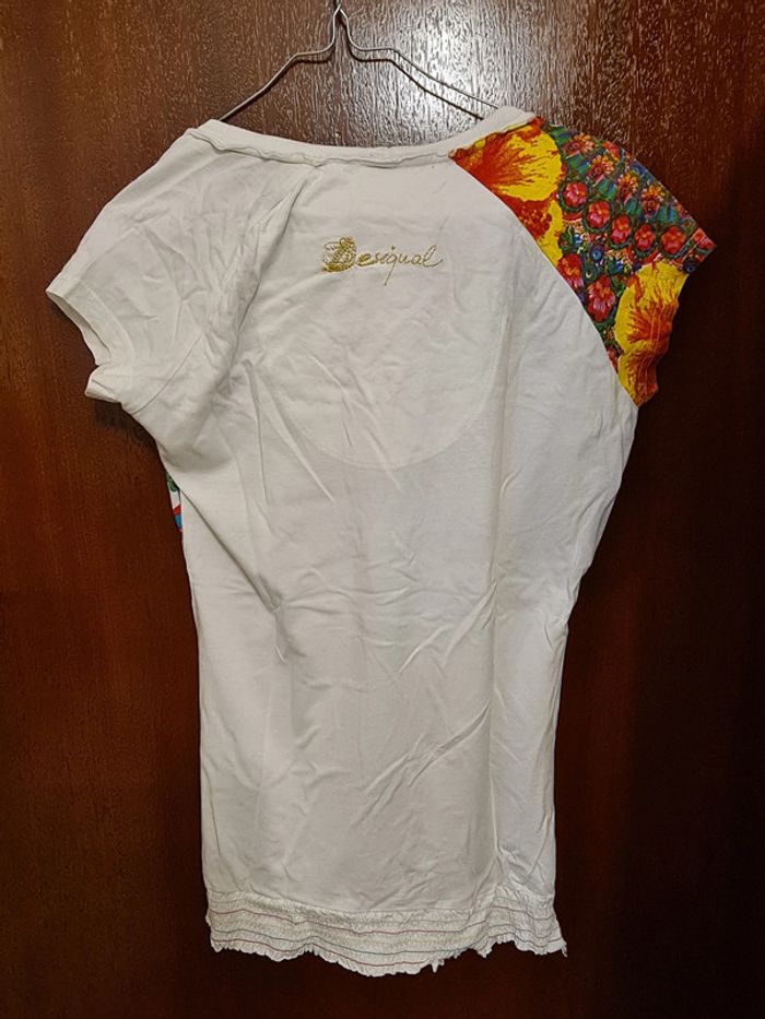 Tshirt manches courtes femme Desigual Taille M - photo numéro 3