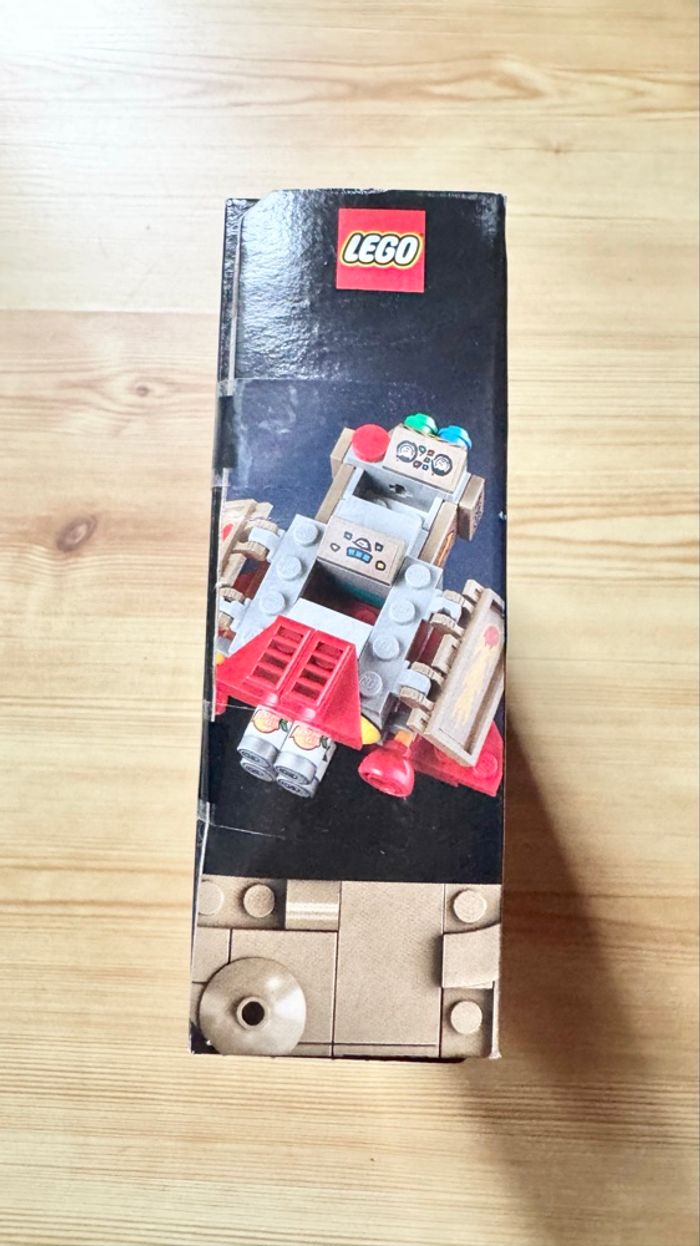 Lego Set Ideas : Aventures à Bord du Vaisseau USS en carton (Réf. : 40533) - NEUF - photo numéro 4