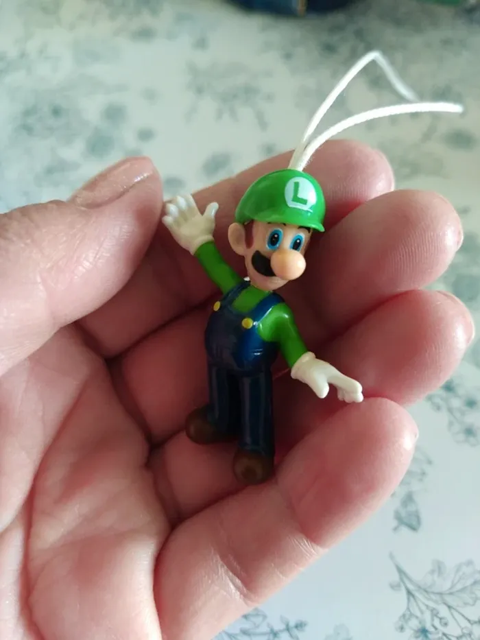 Super Mario Bros Luigi figurine strap - photo numéro 3