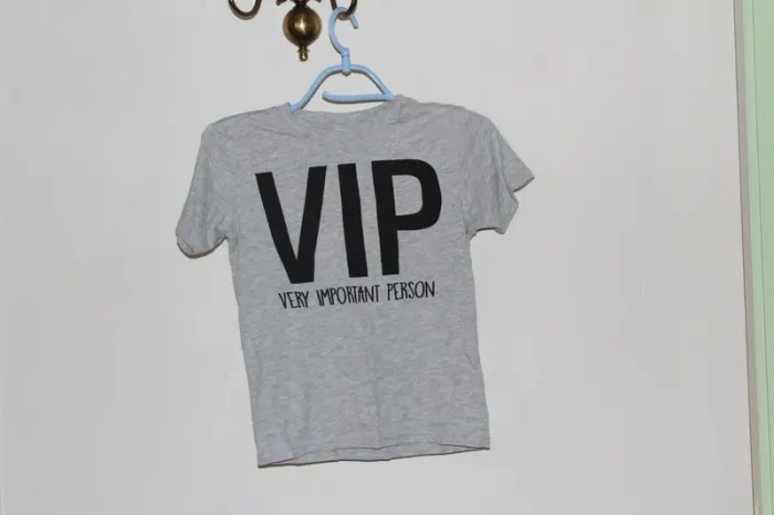 lot tee shirt
