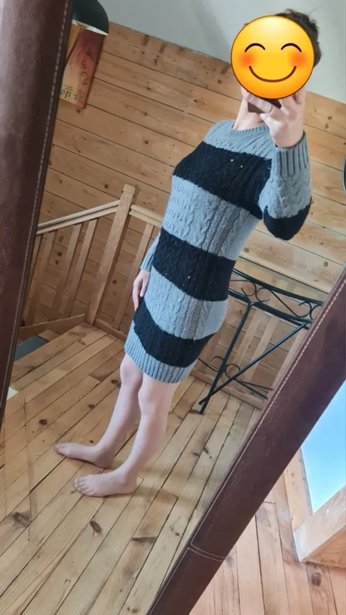 ● Taille S ● Robe pull Neuve - photo numéro 4