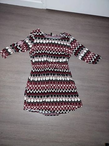 Robe manche fendue