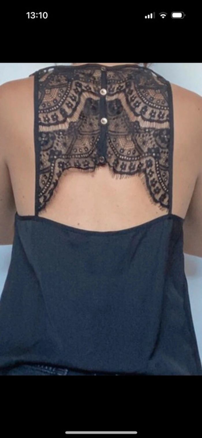 Haut dentelle noir - photo numéro 4