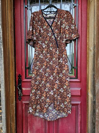 Robe motif fleuri taille 36