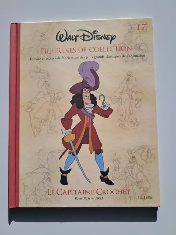Livre Capitaine Crochet dans Peter Pan de Walt Disney - Tome 17