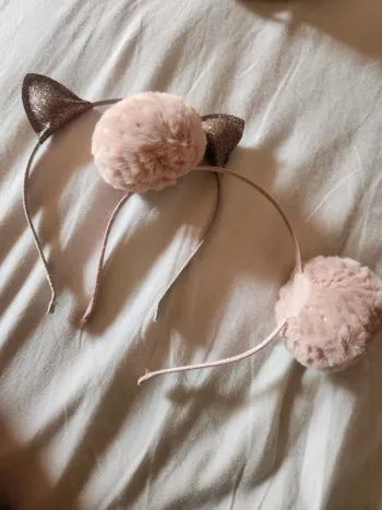 Lot serre tête oreilles chat + pompon hm