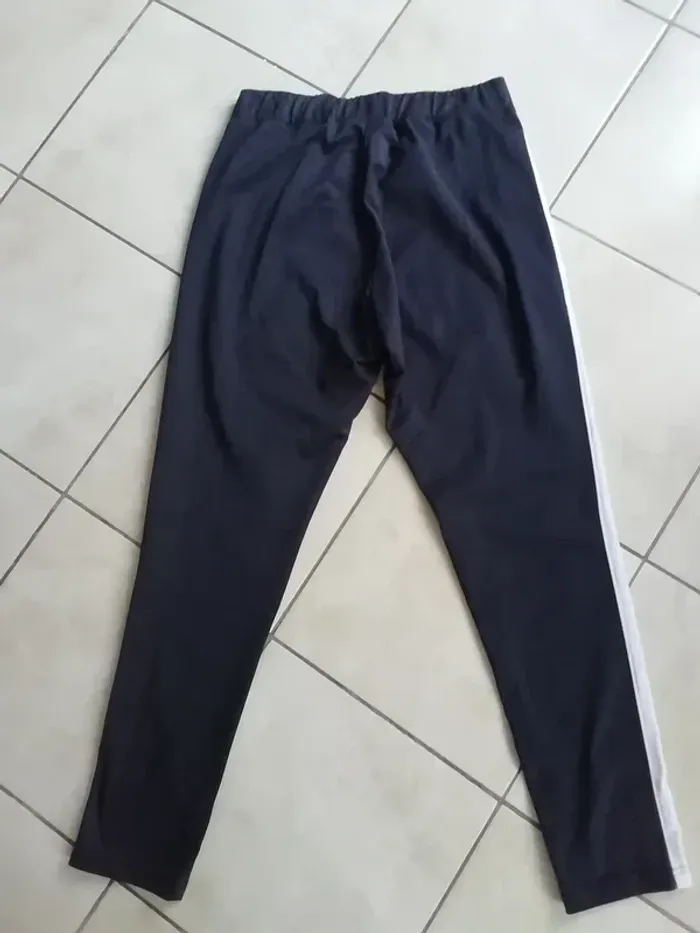 Pantalon - Joggo Under Armour Taille M. - photo numéro 2