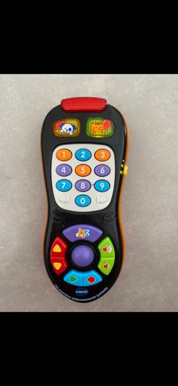 Jouet Ma première télécommande parlante Vtech