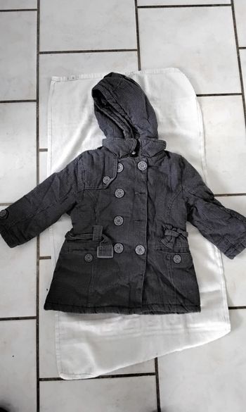 Manteau gris à rayures noir, capuche amovible, fermeture boutons , Kidkanai, 24 mois 86 cm