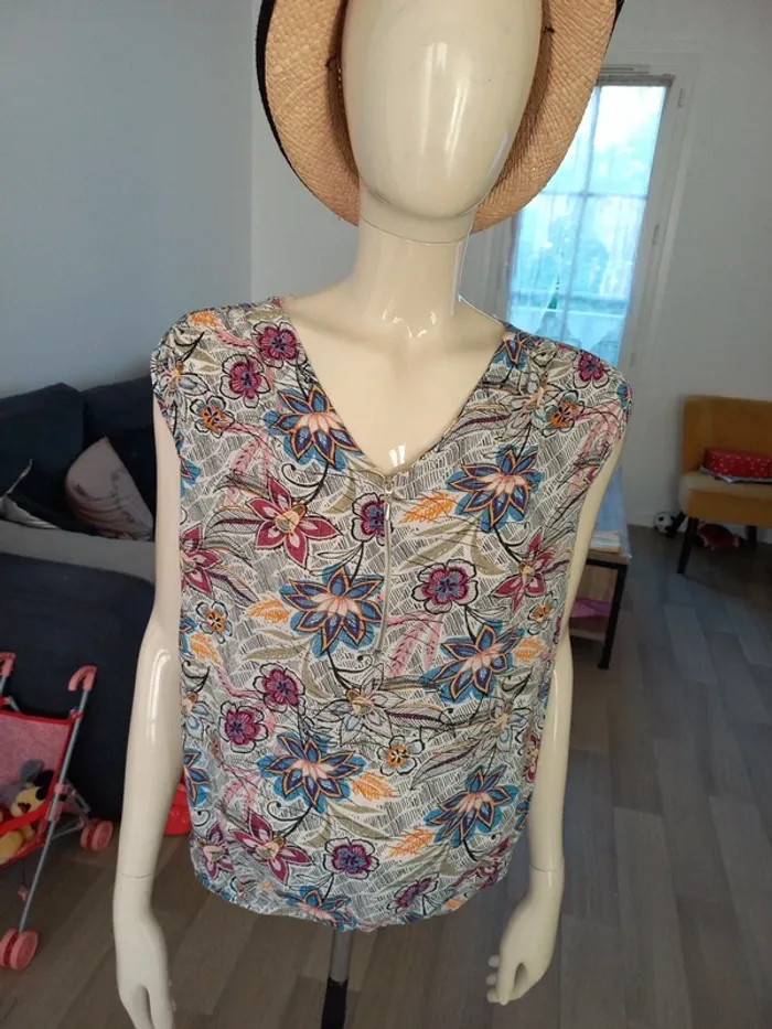 Lot de 2 hauts T.L - photo numéro 4