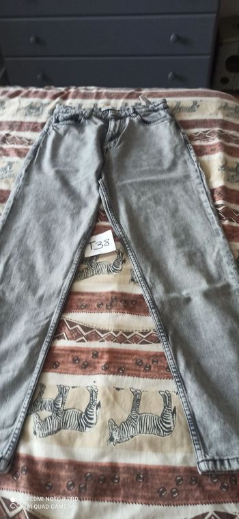 Jeans gris t. 38 zara