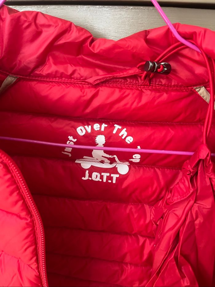 🧥Légère et stylée 🧥 Doudoune JOTT Rouge – Taille M - photo numéro 6