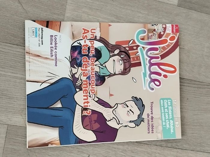 Lot de 10 magazines Julie années2024 L092  7608945354 - photo numéro 5