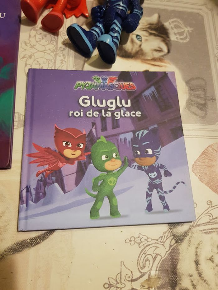 Lot véhicule PJ Masks Mission Pyjamasque Gekko mobile Yoyo voiture sonore + veilleuse + figurines - photo numéro 3