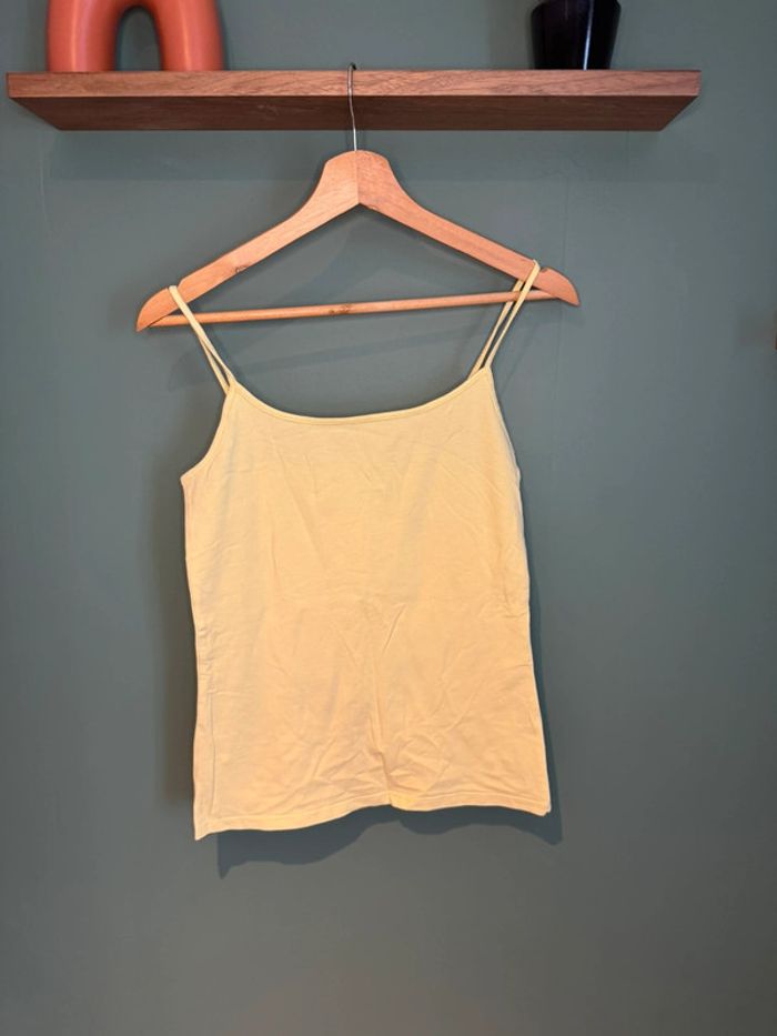 🌸Magnfique débardeur jaune été femme 🌸 - photo numéro 2